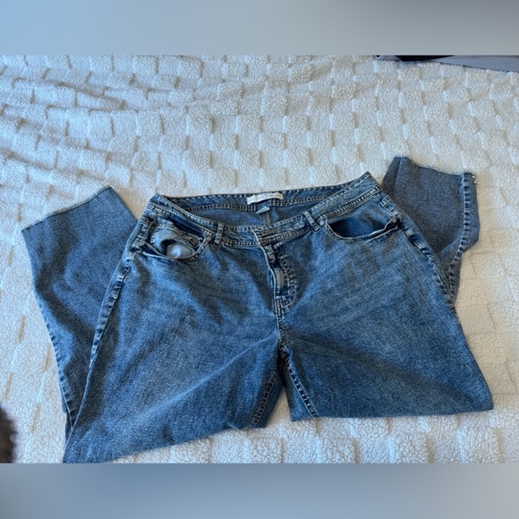 Blue Denim Women's Jeans with Embellishments - Picture 2 of 3